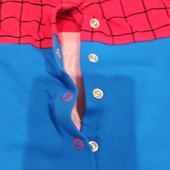 Spider-Themed Red and Blue Kids Costume - Picture 6 of 8